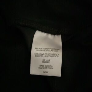 Mondetta Black Performance Luxury Apparel